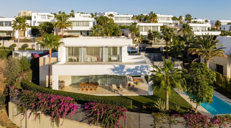 Villas(4) - Moderna y exclusiva villa cerca de la playa